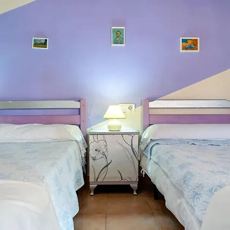 Aparthotel El Capricho De