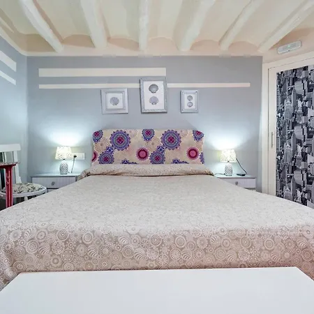 Aparthotel El Capricho De