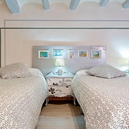 Aparthotel El Capricho De