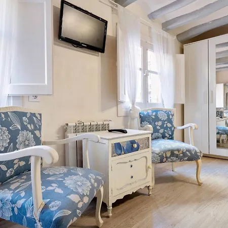 Aparthotel El Capricho De
